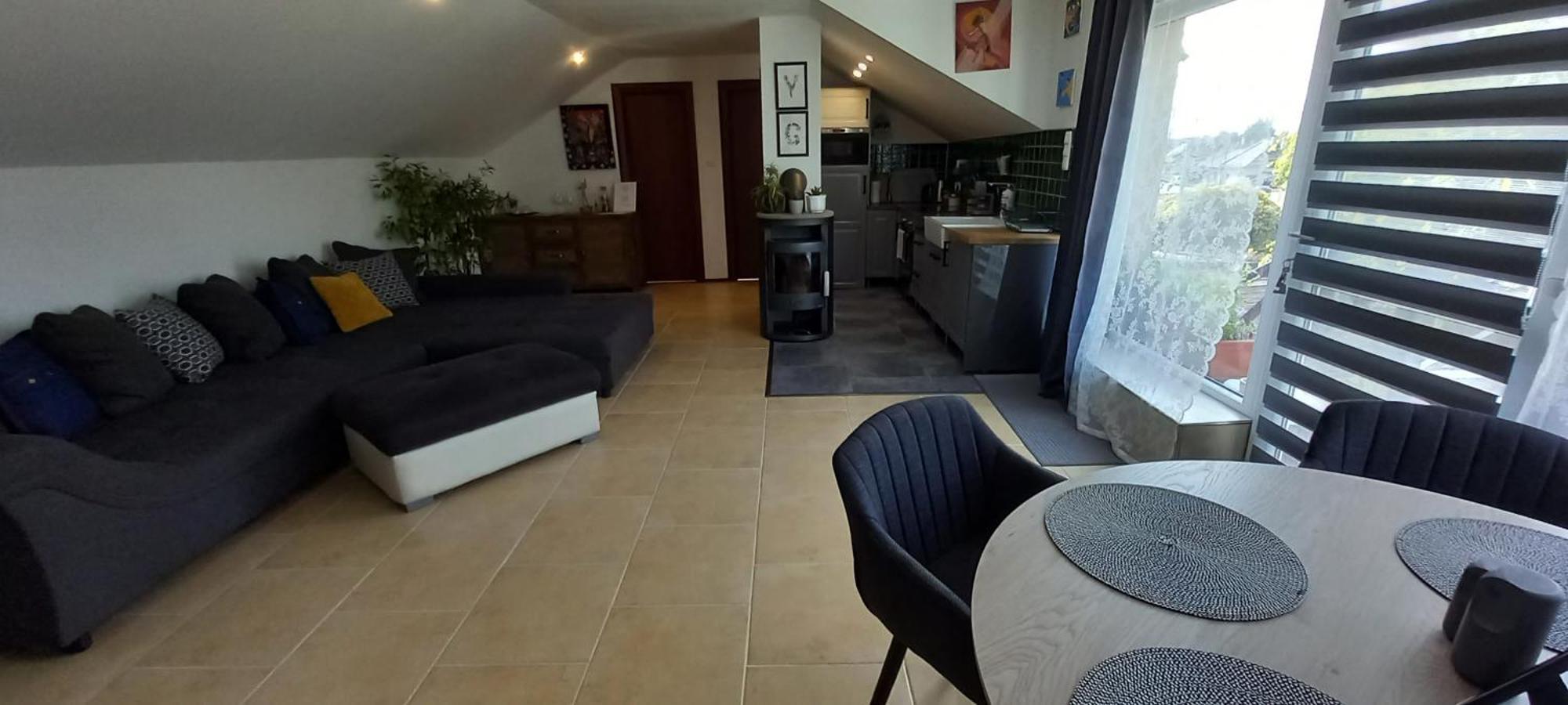 Airportone Apartment Vecses Ngoại thất bức ảnh